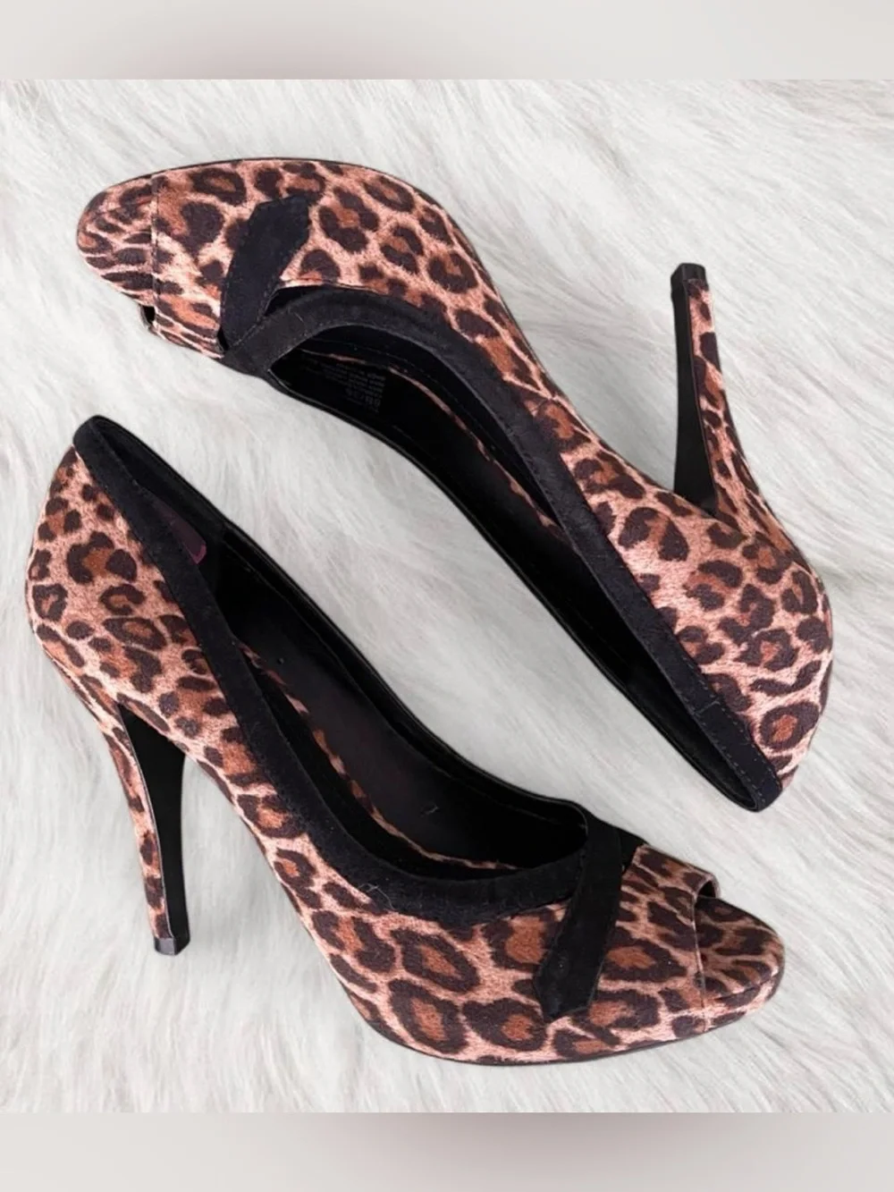BCBGeneration Women’s Cierra Leopard Suede Heels - Picture 2 of 3